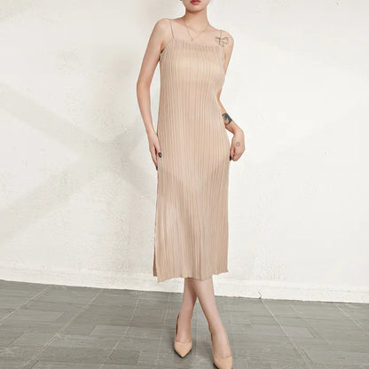 Temperament Pleated Halter Dress Female Summer A Collar Slim Slim Thin Open Fork Medium-Length Models