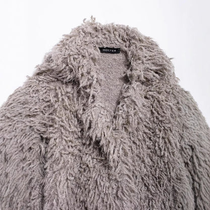 European and American style faux fur effect lapel long sleeved knitted jacket