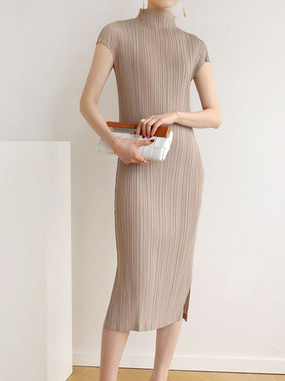 Women Elegant Pleated Turtleneck Split Knee-length Dress Short Sleeve Solid Color Female New Clothing