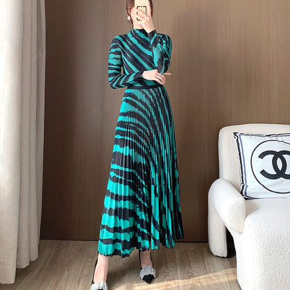 Fashion pleated top, half skirt set, women's high-end European and American dress two-piece set