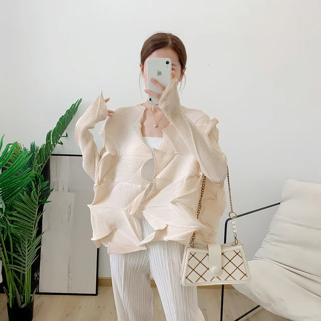 Autumn New Lily Fold Hand Grasp Chaotic Fold Solid Color Embossed Fold Cardigan Personalized Fashion Thin Coat