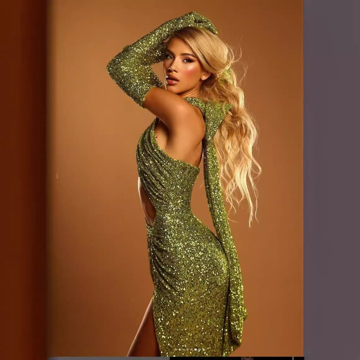 Elegant backless halterneck sexy sequined green elegant hollow bodycon floor length dress party party dress