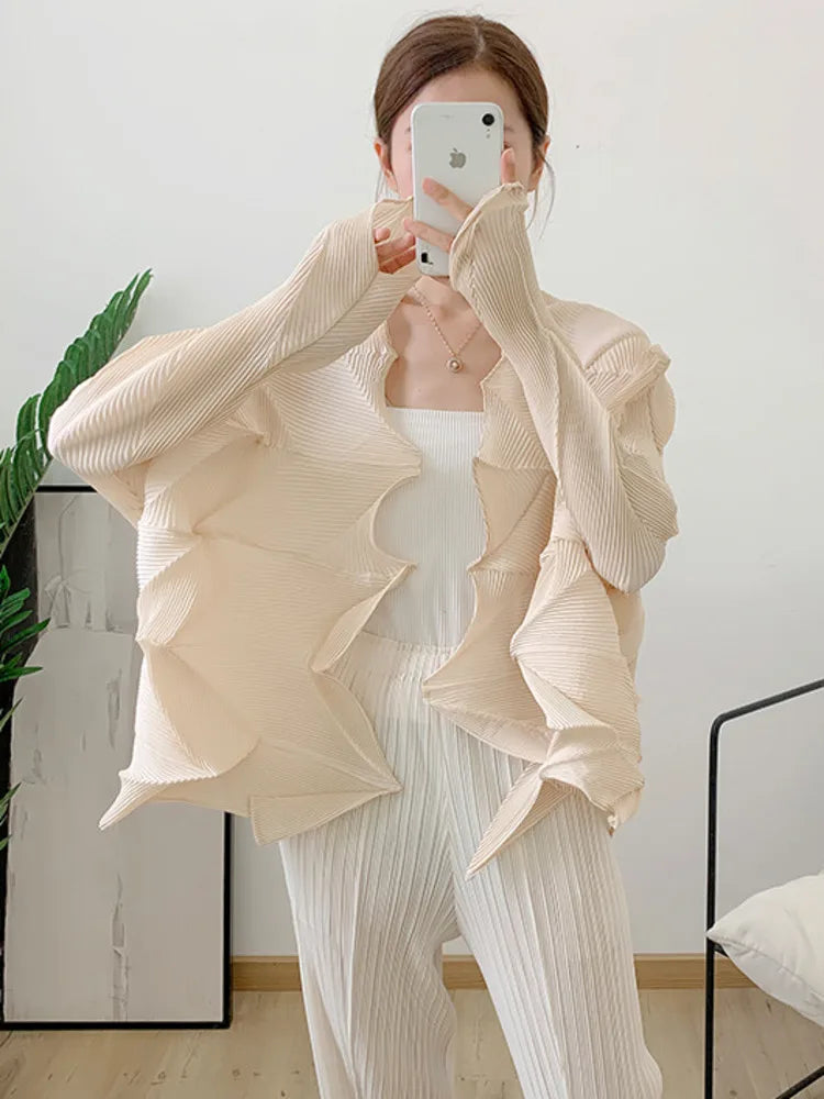 Autumn New Lily Fold Hand Grasp Chaotic Fold Solid Color Embossed Fold Cardigan Personalized Fashion Thin Coat