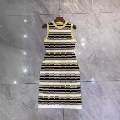 New sleeveless striped niche design commuting waist cinching jacquard knitted dress