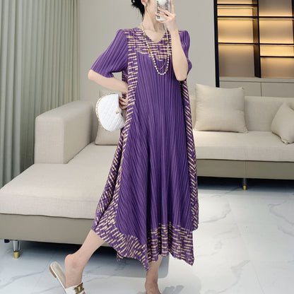 Noble temperament, ethnic style, pleated plus size loose dress, summer fashion, western-style, simple and meat blocking mother's outfit